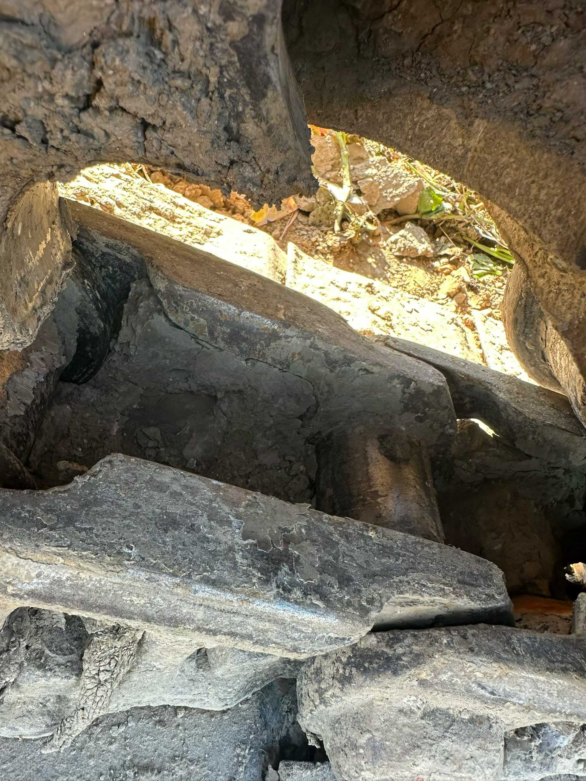 Used Kobelco SK210 Excavator 2010 Model / 2