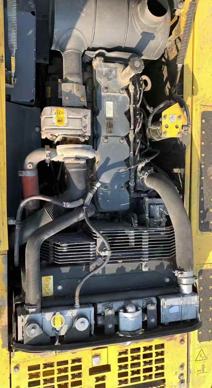 Used Komatsu PC200-8 Excavator 2021 Model / 2