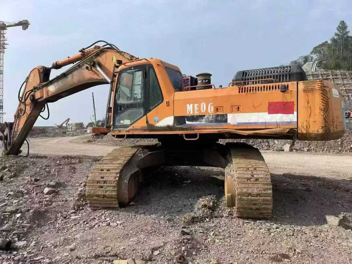 Used Doosan DX500 Excavator 2016 Model / 3