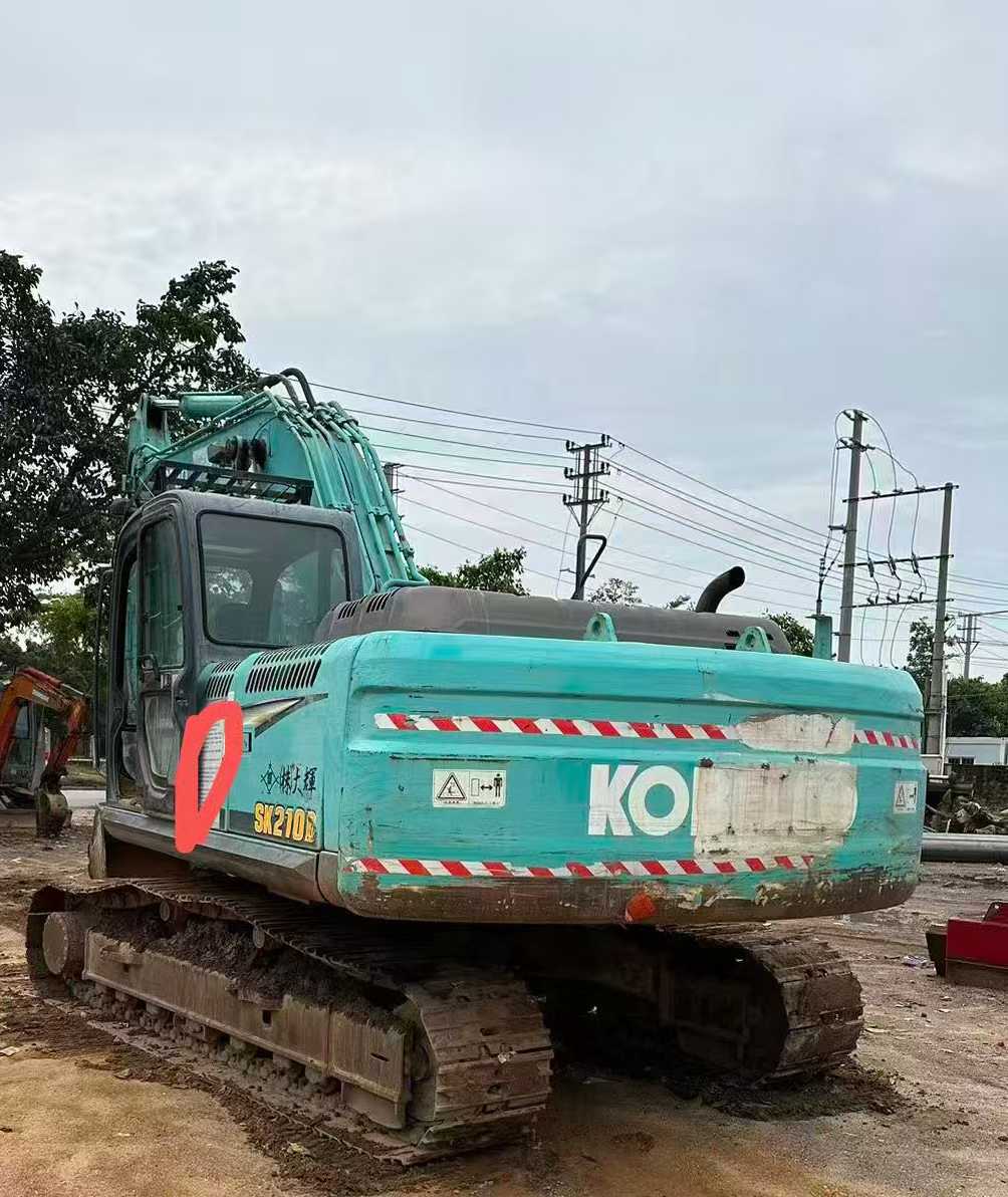 Used Kobelco SK210 Excavator 2016 Model
