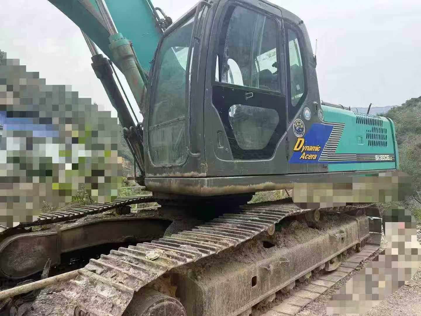Used Kobelco SK250-6E Excavator 2016 Model / 2