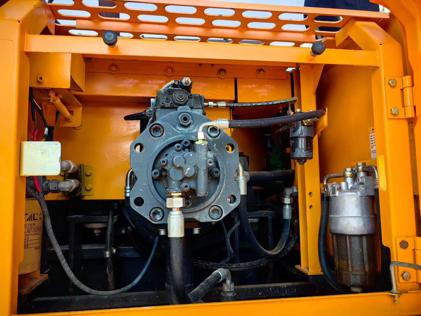 Used Sany SY305-9 Excavator 2014 Model / 6