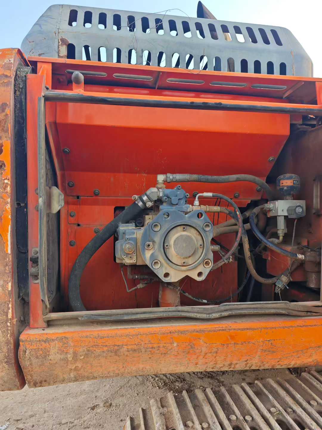 Used Doosan DX15 Excavator 2014 Model / 7