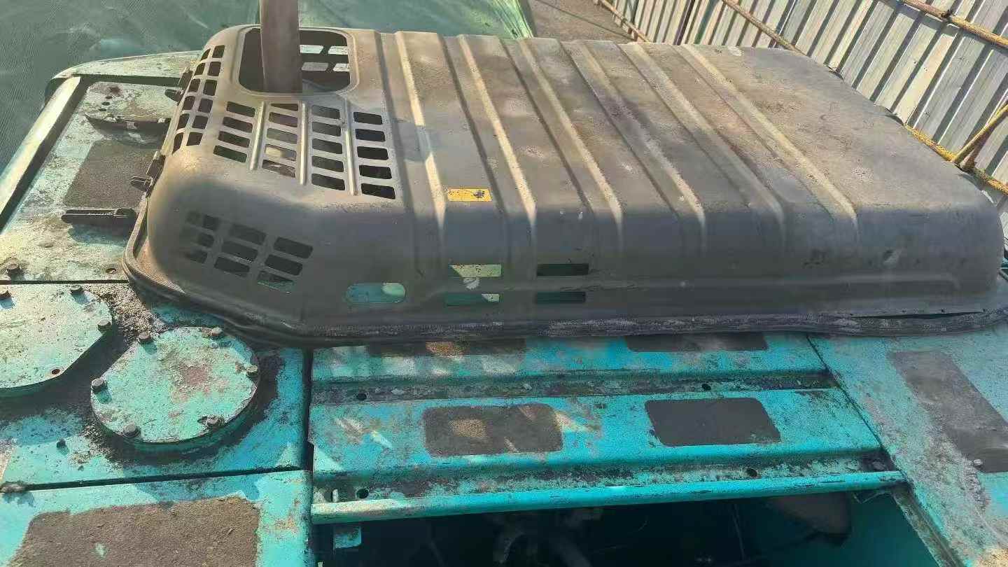 Used Kobelco SK200-11 Excavator 2016 Model / 8