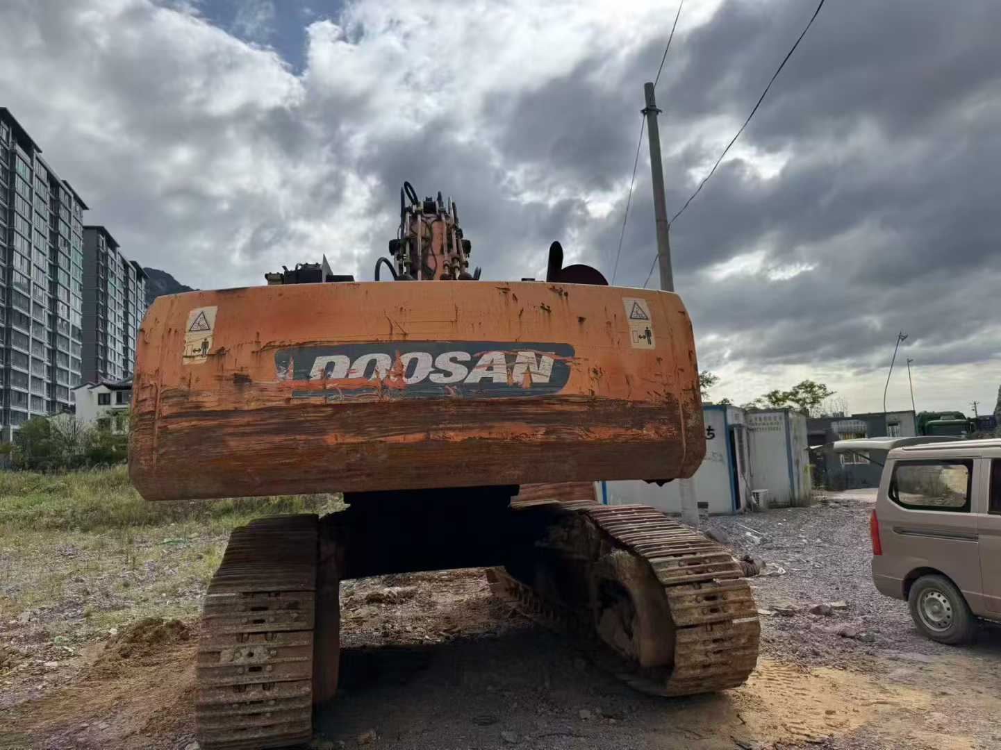 Used Doosan DX500 Excavator 2011 Model / 4