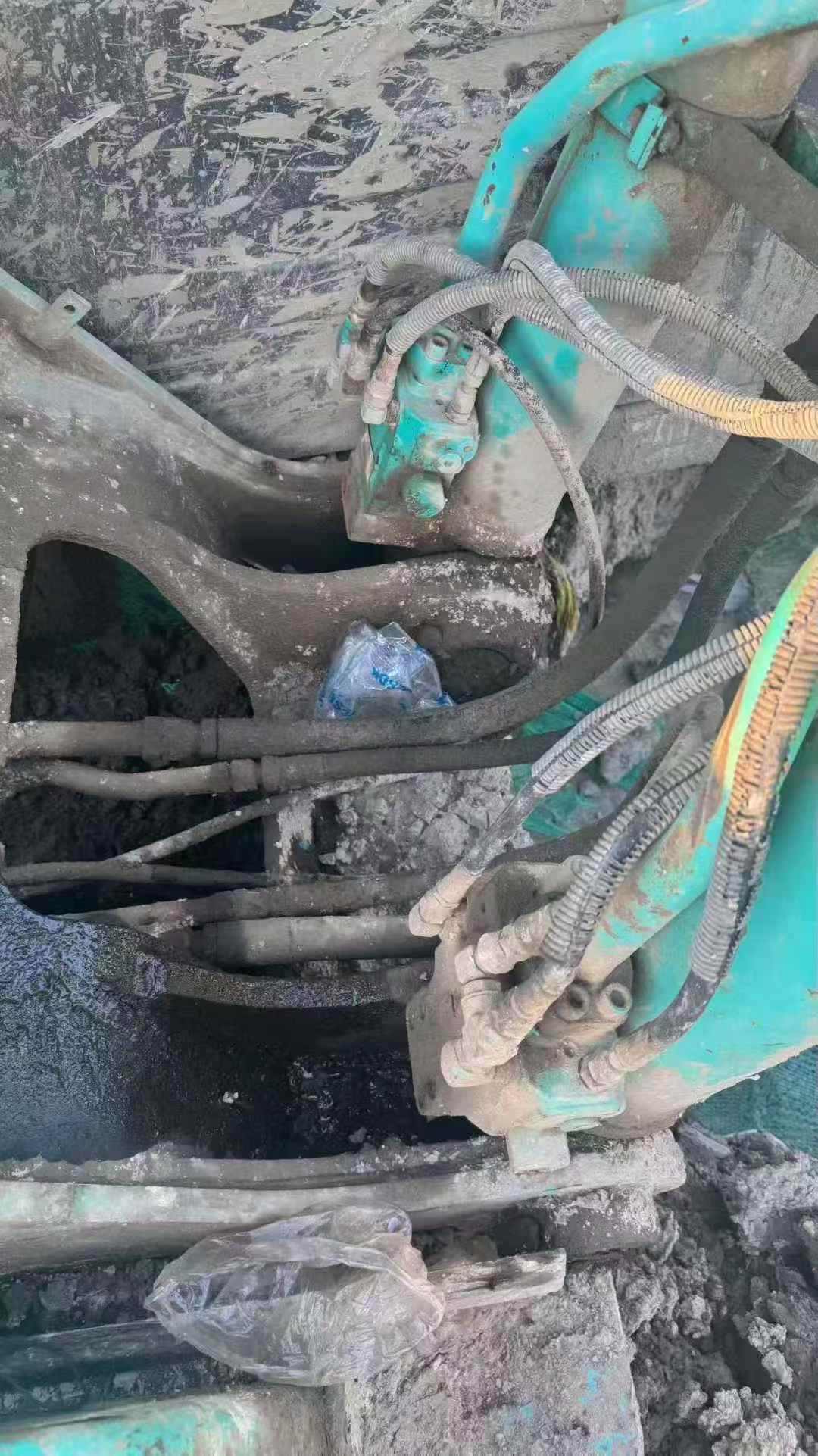 Used Kobelco SK200-11 Excavator 2016 Model / 9