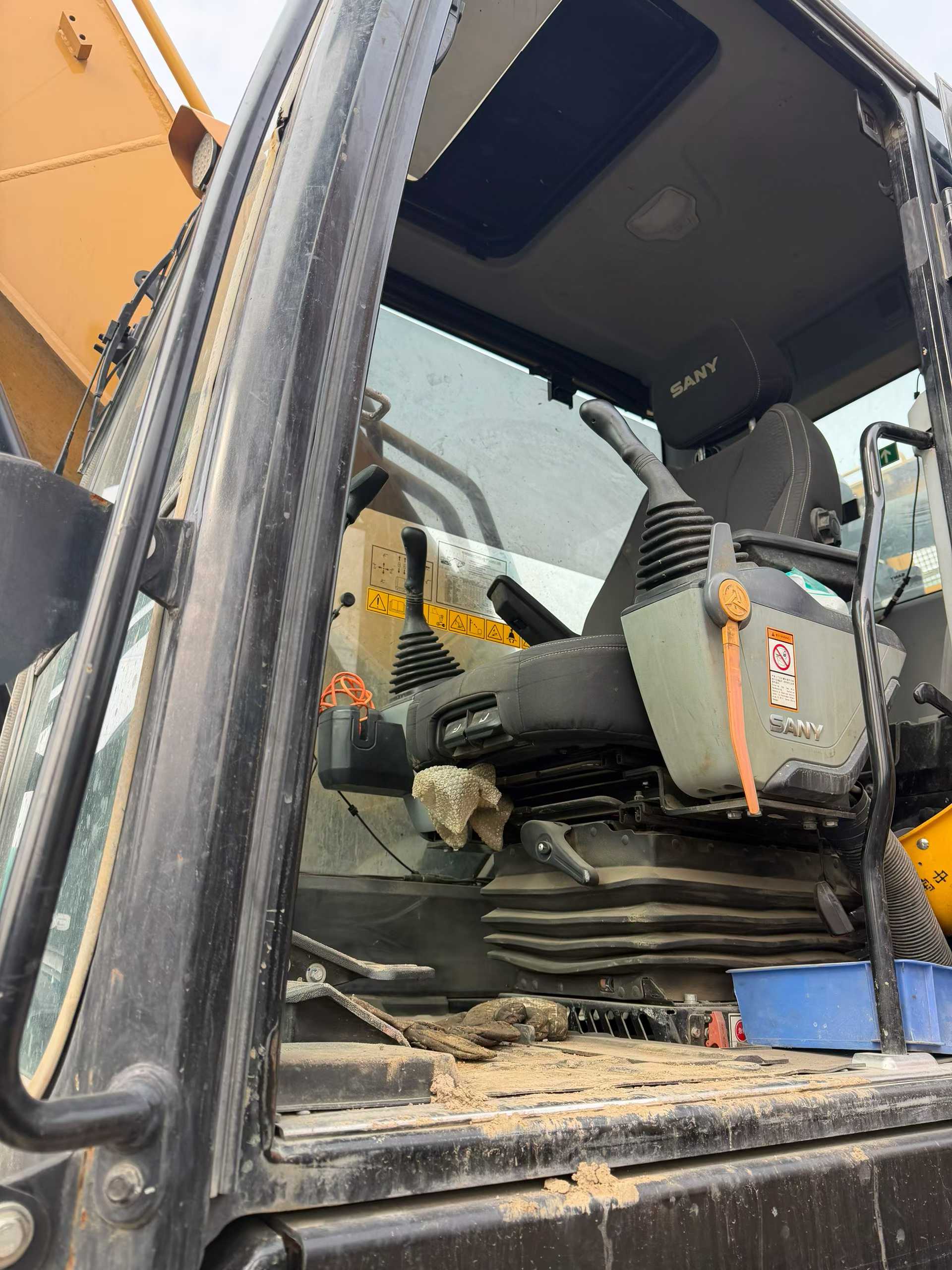 Used Sany SY75 Excavator 2023 Model / 3