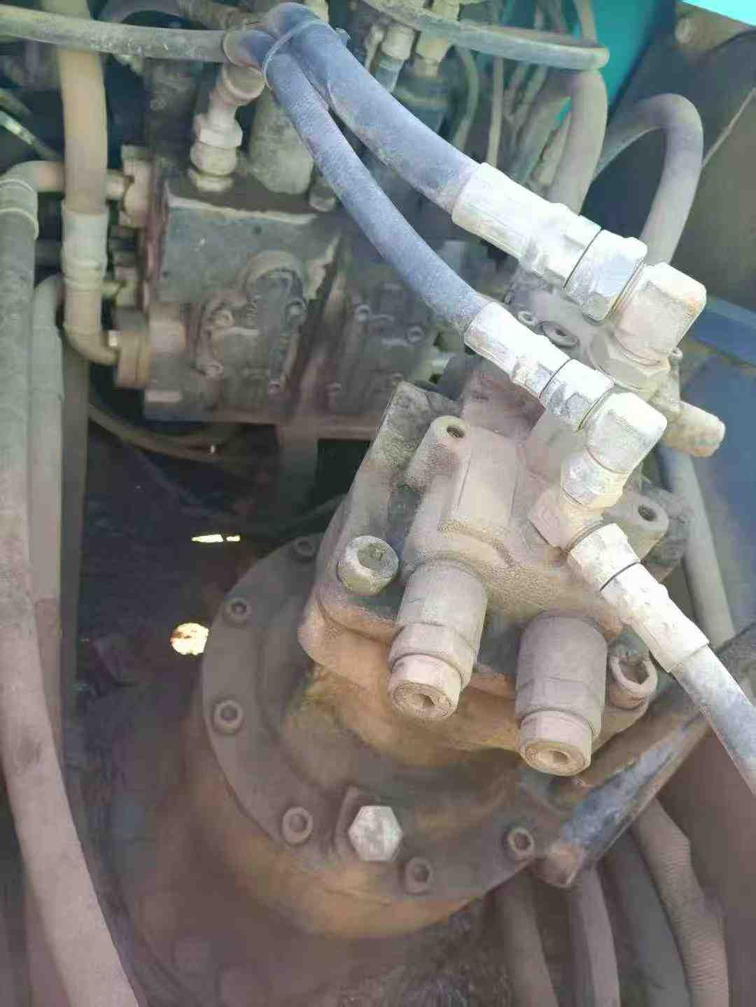 Used Kobelco SK210 Excavator 2017 Model / 4