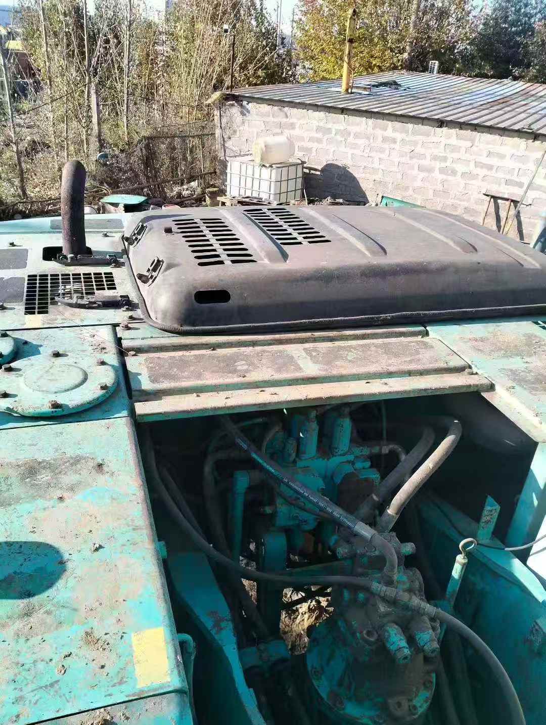 Used Kobelco SK200 Excavator 2016 Model / 9