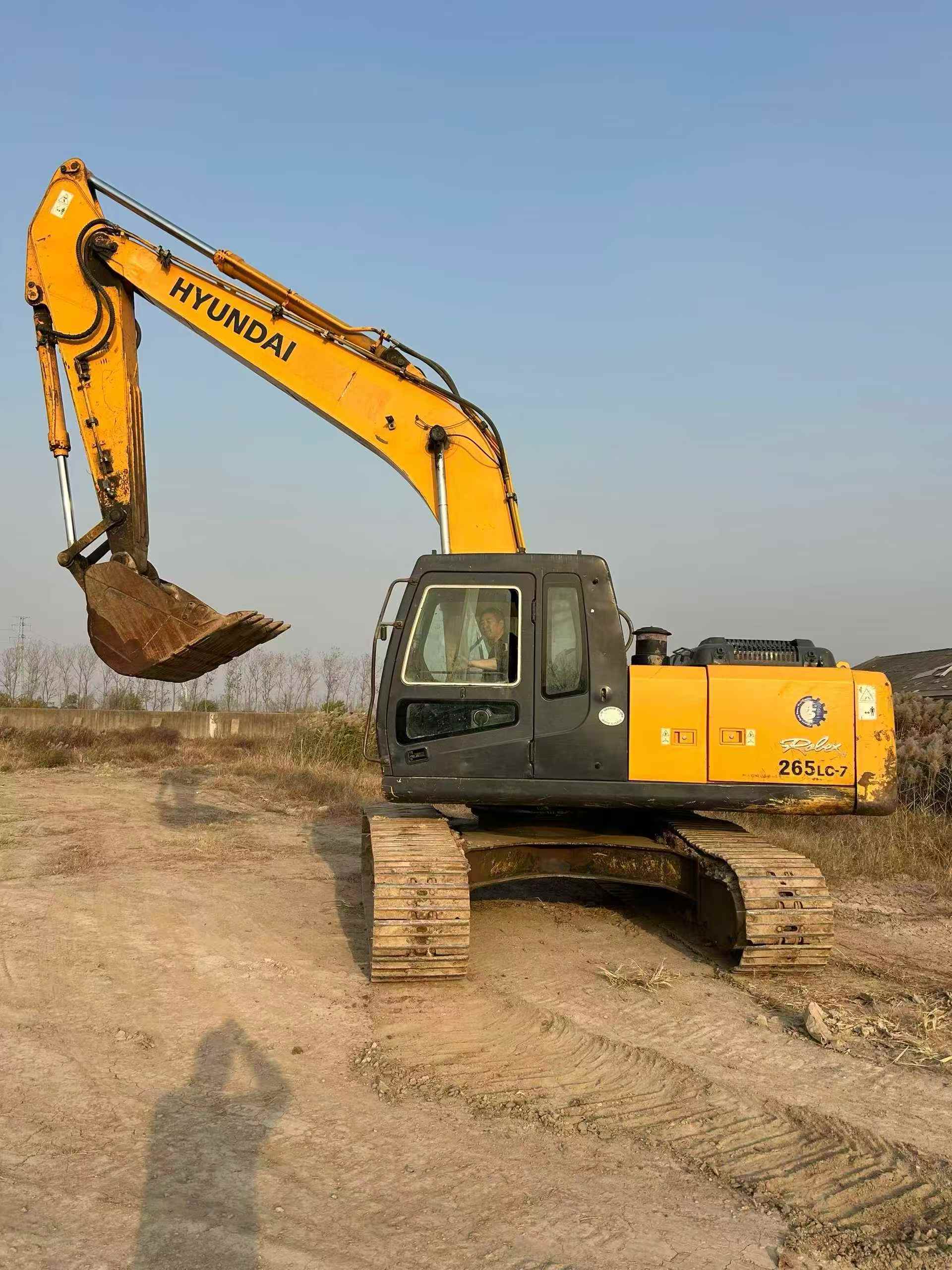 Used Hyundai R225-7 Excavator 2016 Model