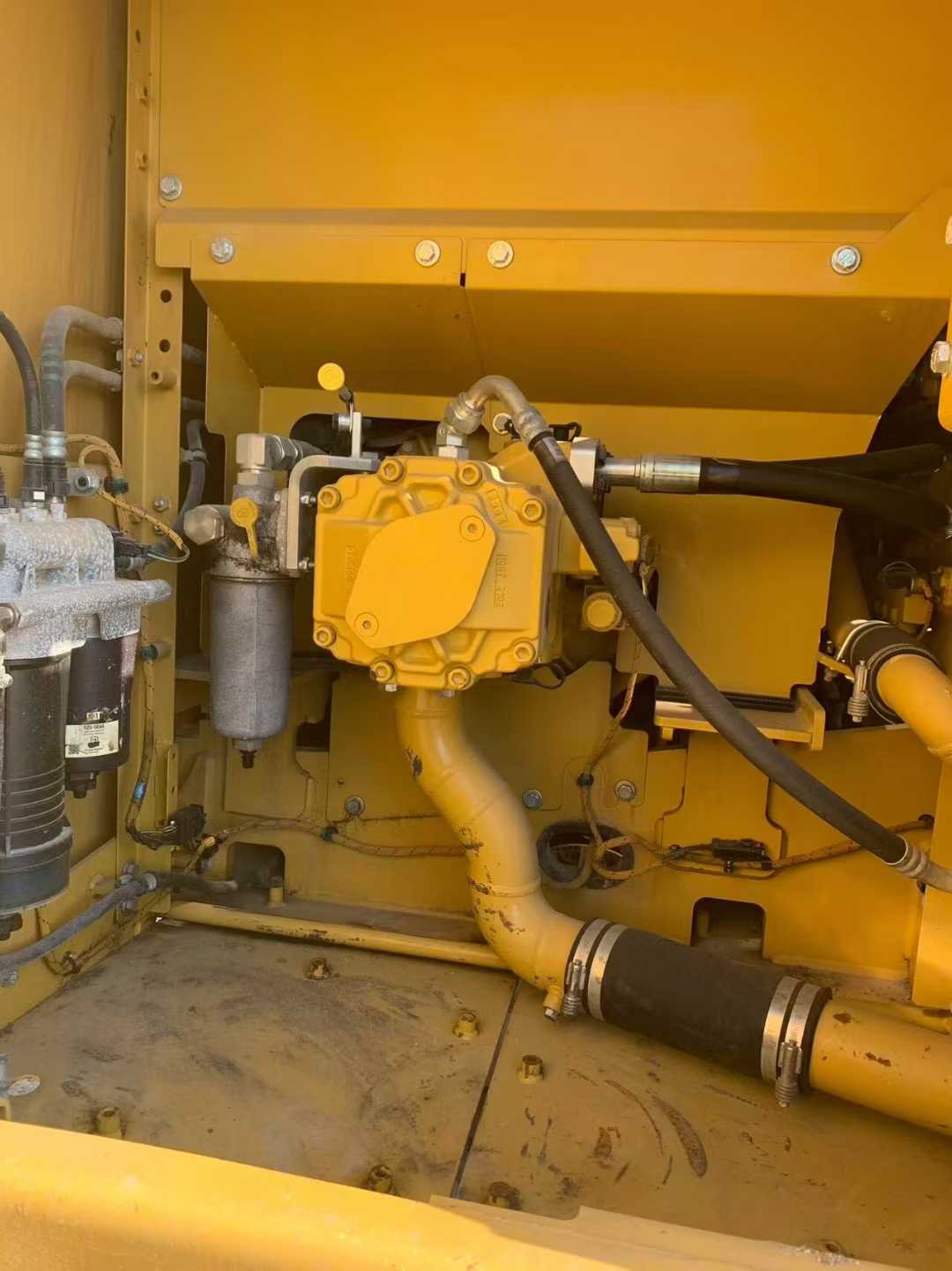 Used Caterpillar 320GC Excavator 2022 Model / 4