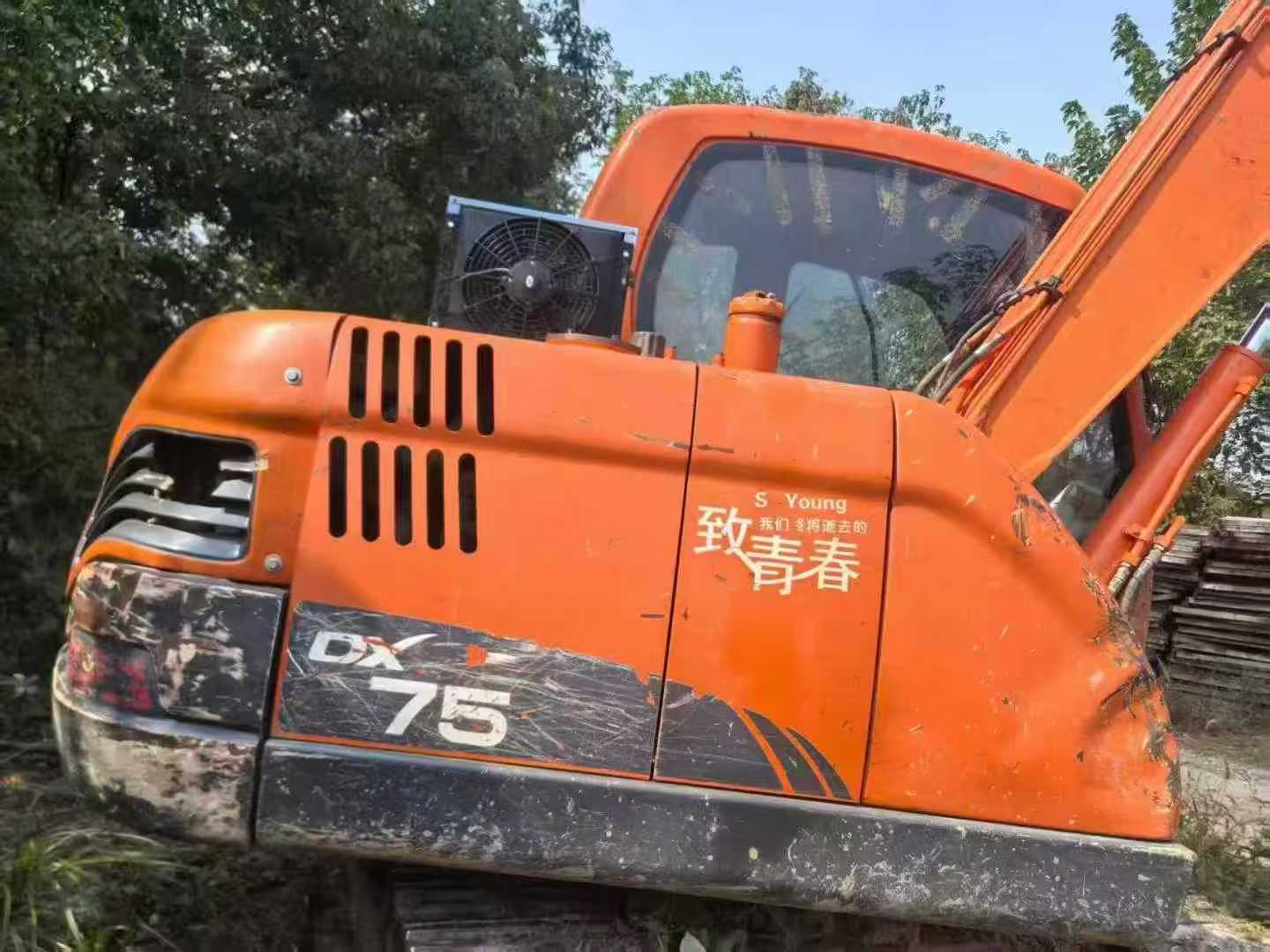 Used Doosan DX75 Excavator 2016 Model / 8