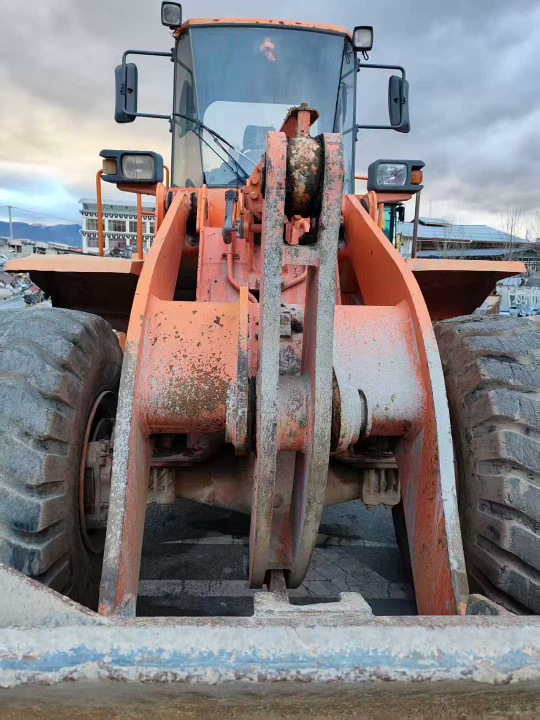 Used Doosan  DL507-9C Excavator 2016 Model / 3