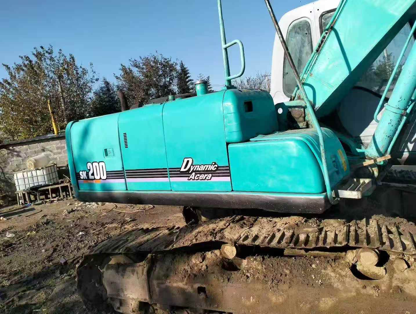 Used Kobelco SK200 Excavator 2016 Model / 2