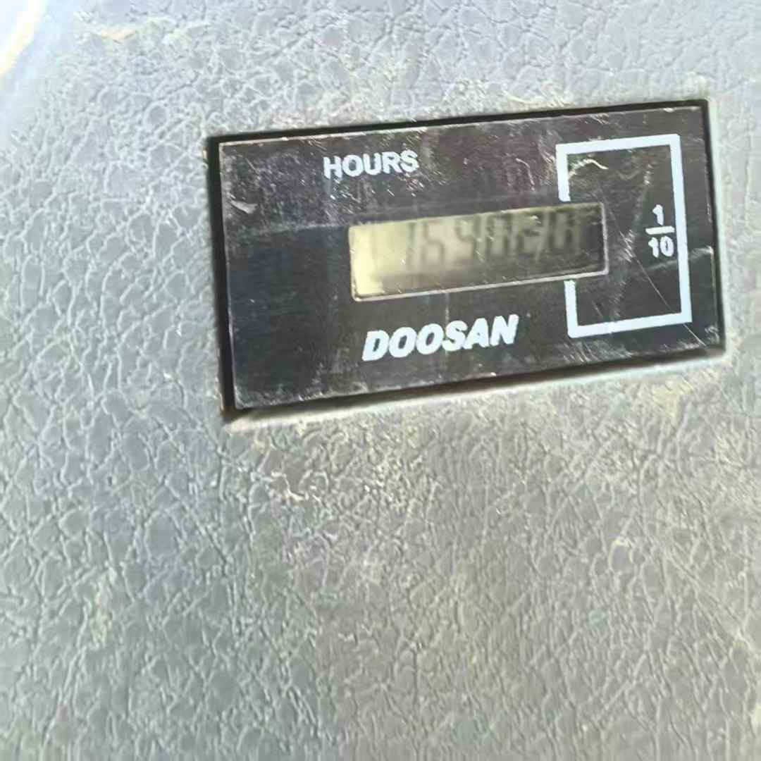 Used Doosan DH220 Excavator 2018 Model / 7