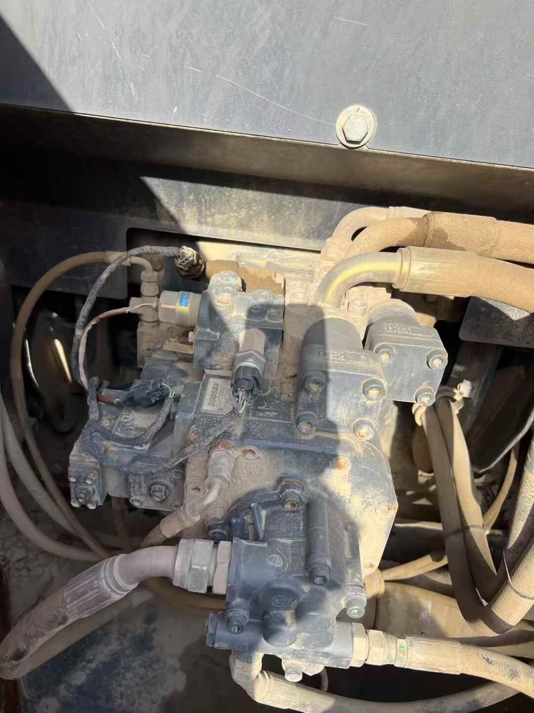 Used Doosan DX15 Excavator 2017 Model / 9