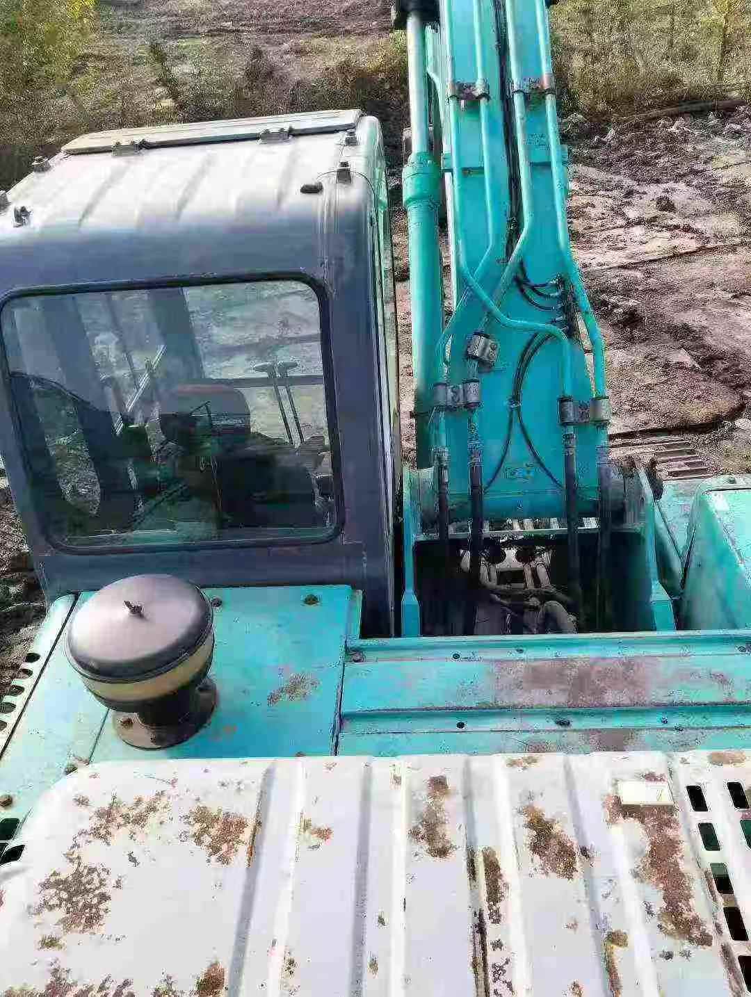 Used Kobelco SK210 Excavator 2010 Model / 9