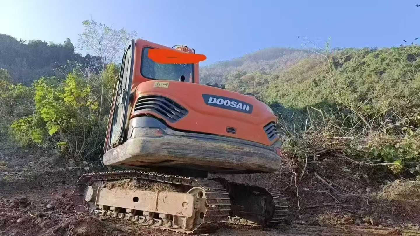 Used Doosan DX75 Excavator 2017 Model