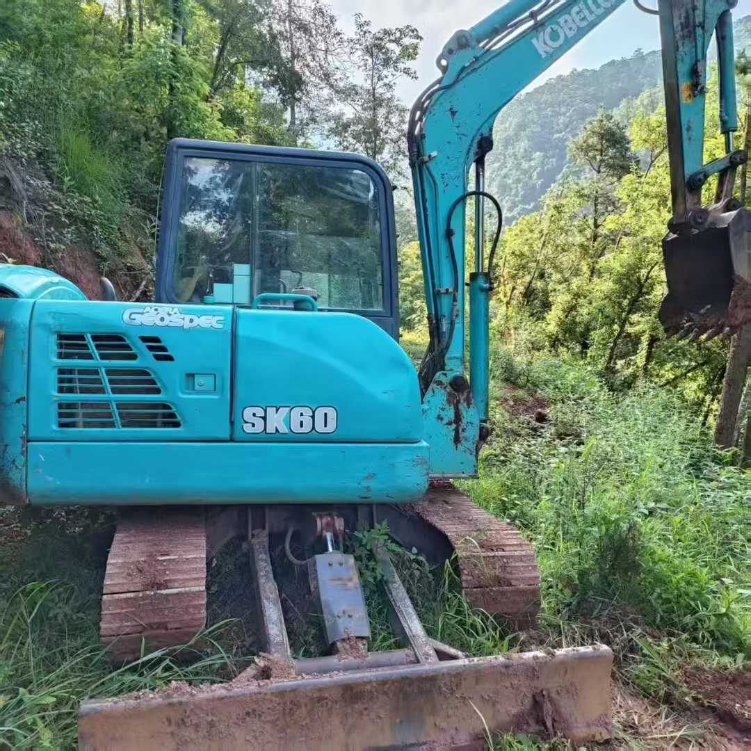 Used Kobelco SK60 Excavator 2015 Model / 4