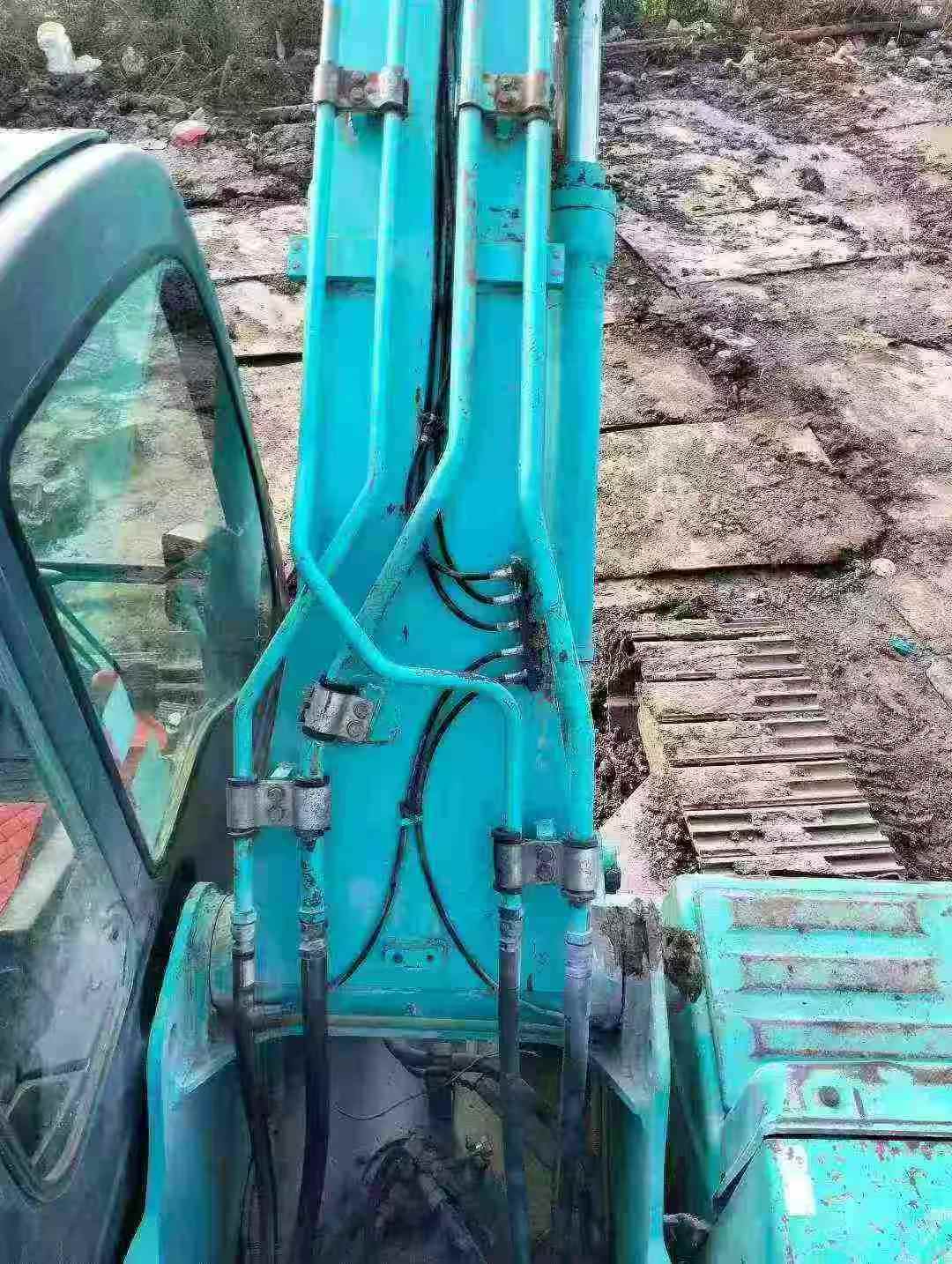 Used Kobelco SK210 Excavator 2010 Model / 5