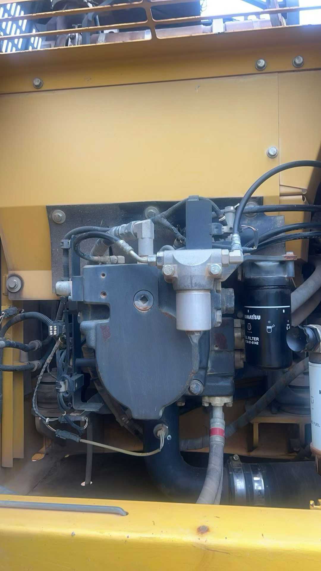 Used Komatsu PC200-10 Excavator 2016 Model