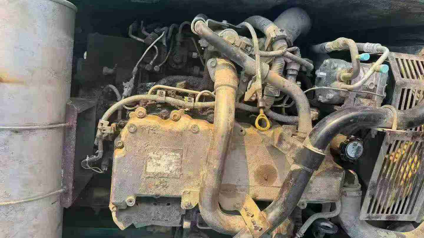 Used Kobelco SK200-11 Excavator 2016 Model / 3