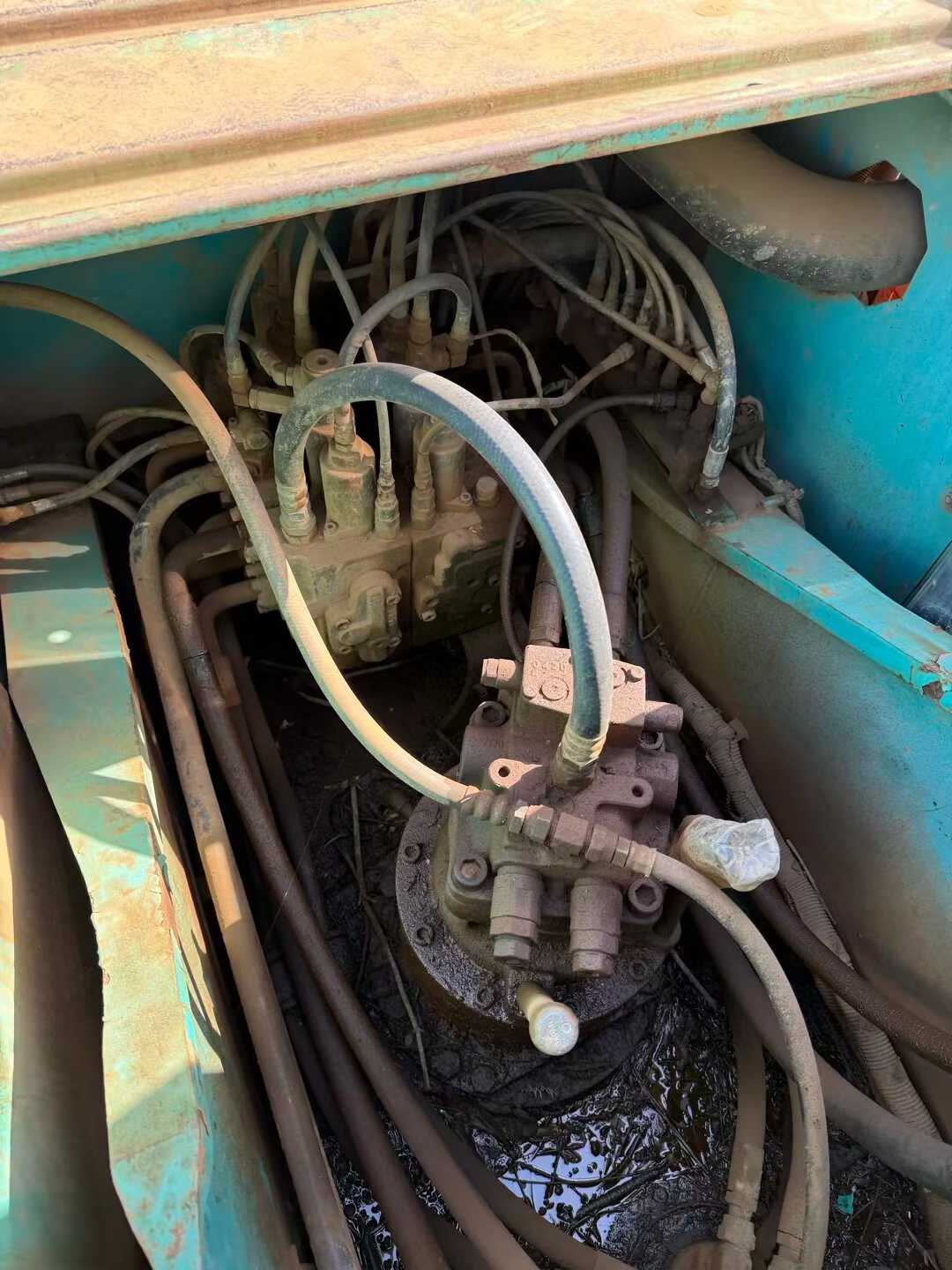 Used Kobelco SK210 Excavator 2016 Model / 7