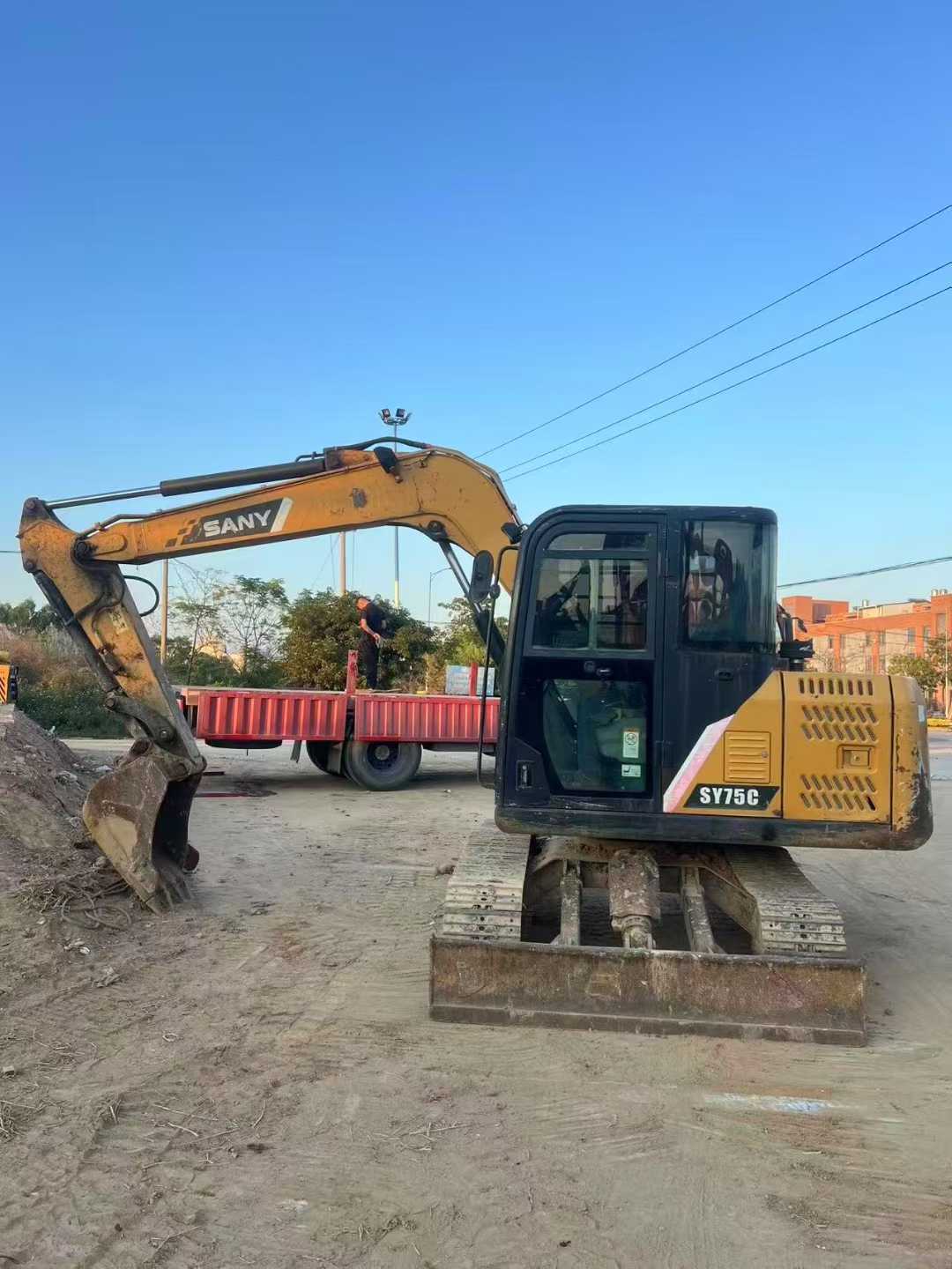 Used Sany SY65W Excavator 2016 Model / 4