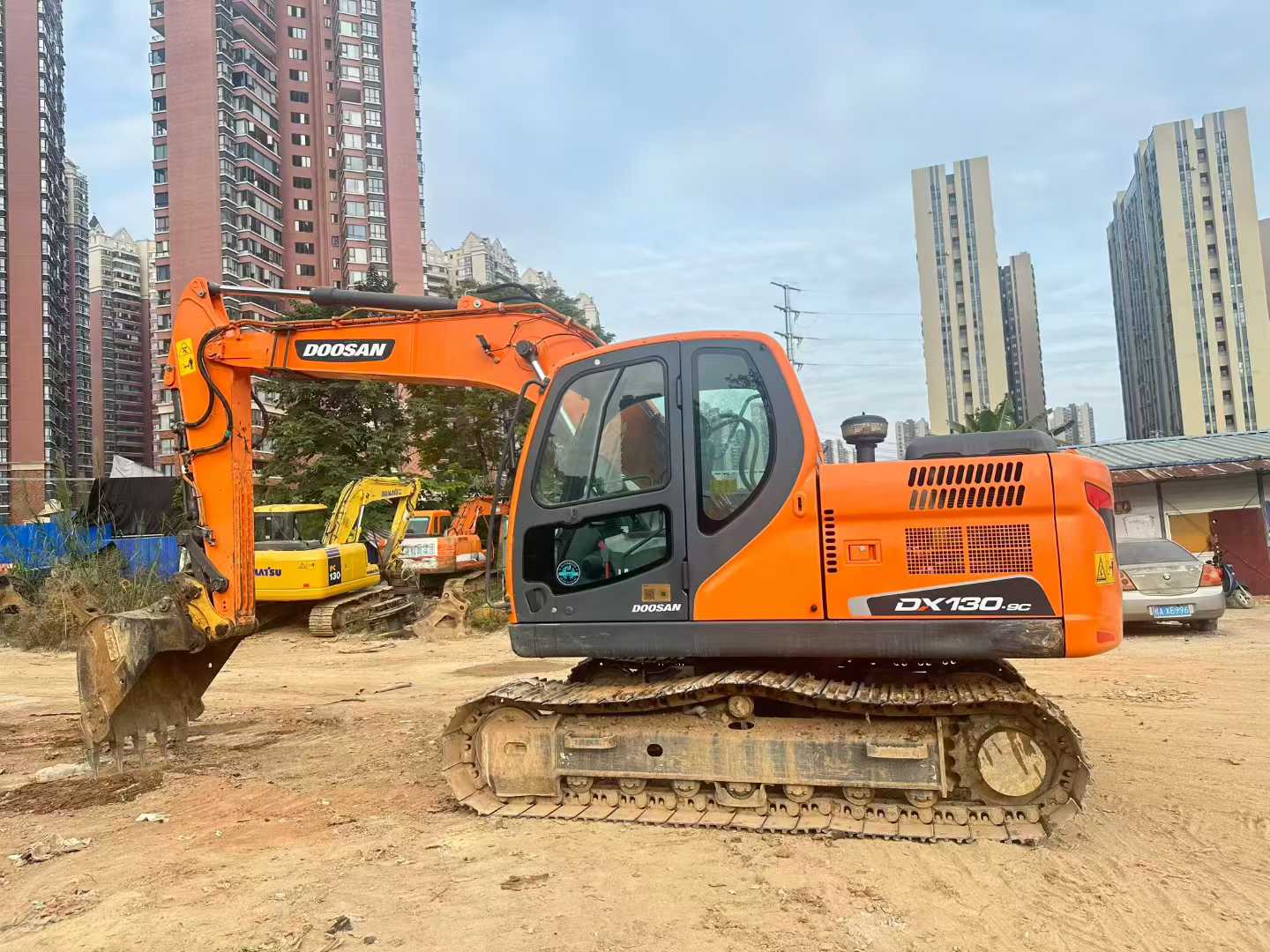 Used Doosan DH130LC-V Excavator 2022 Model / 4