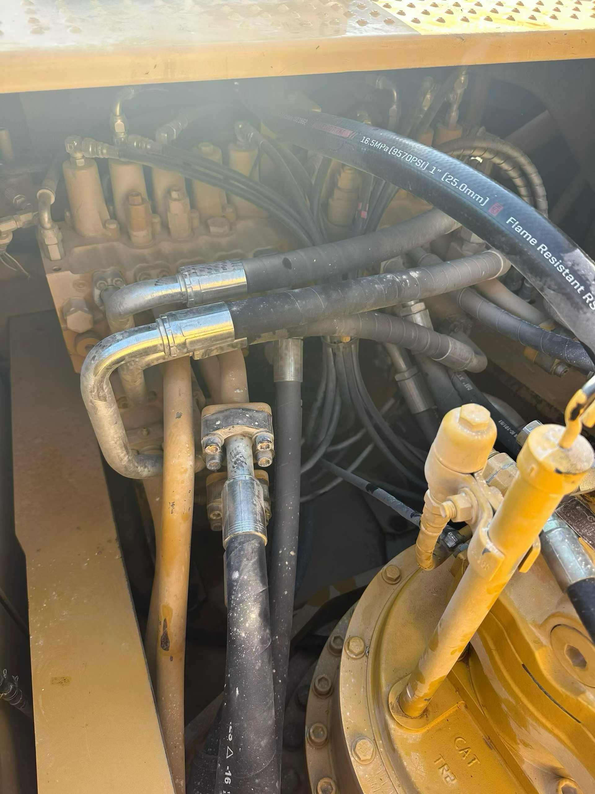 Used Caterpillar 340D2L Excavator 2016 Model / 7