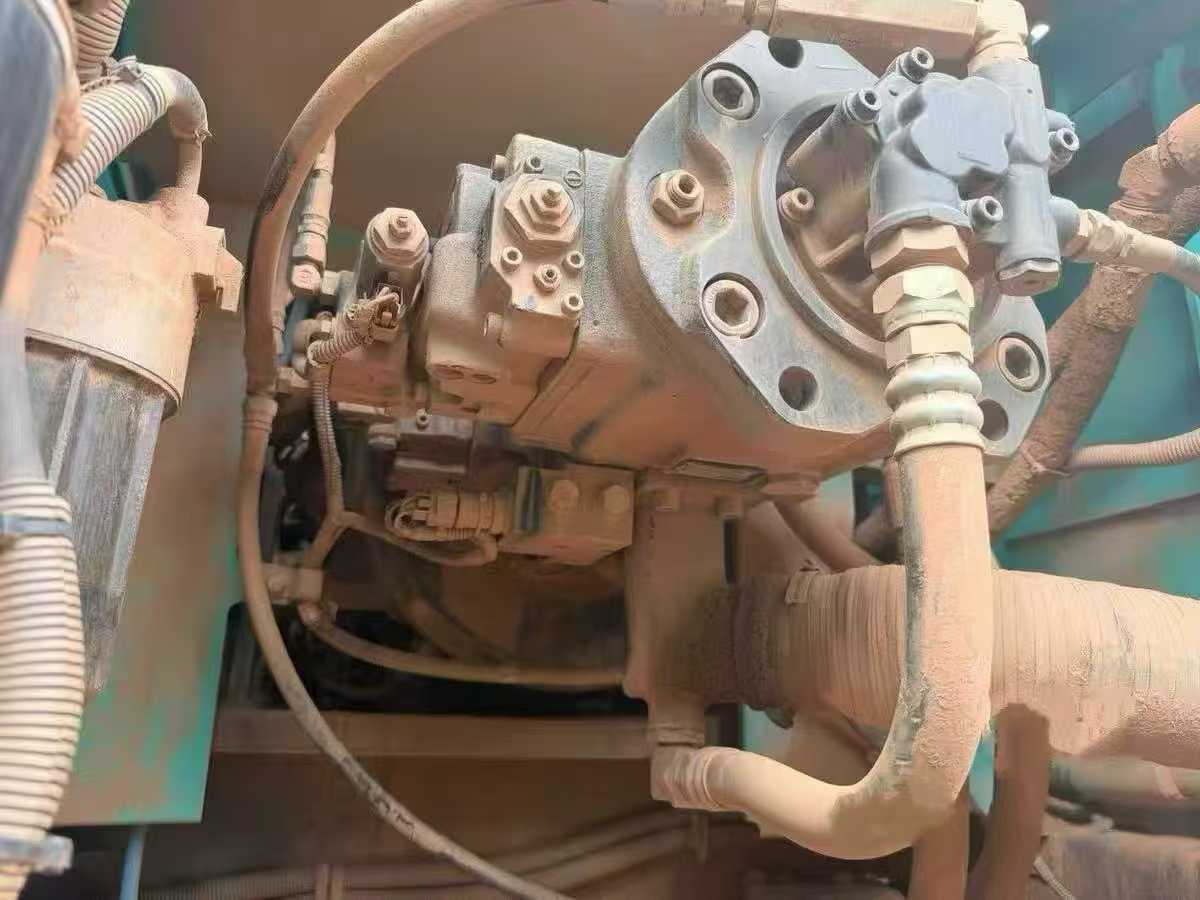 Used Kobelco SK350LC SuperX Excavator 2015 Model / 3