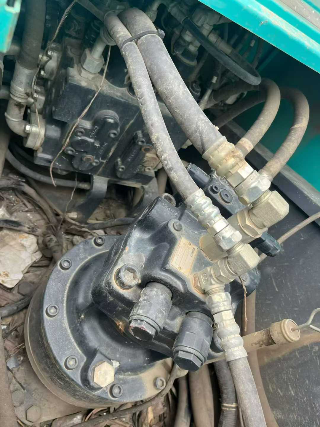 Used Kobelco SK210 Excavator 2019 Model / 6