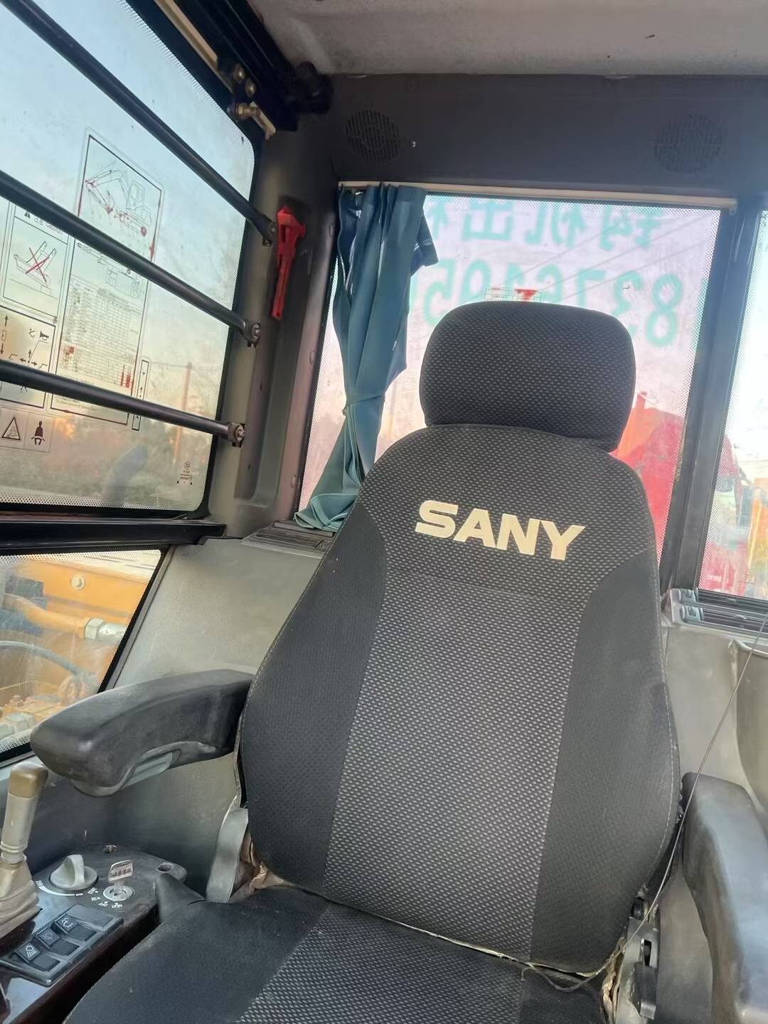 Used Sany SY65W Excavator 2016 Model / 9
