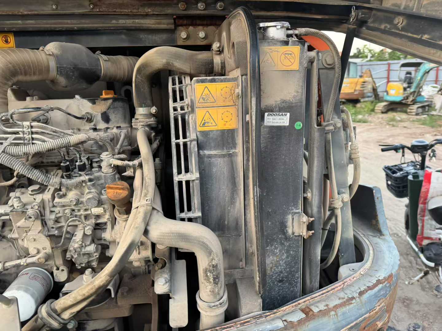 Used Doosan DX60 Excavator 2021 Model / 6