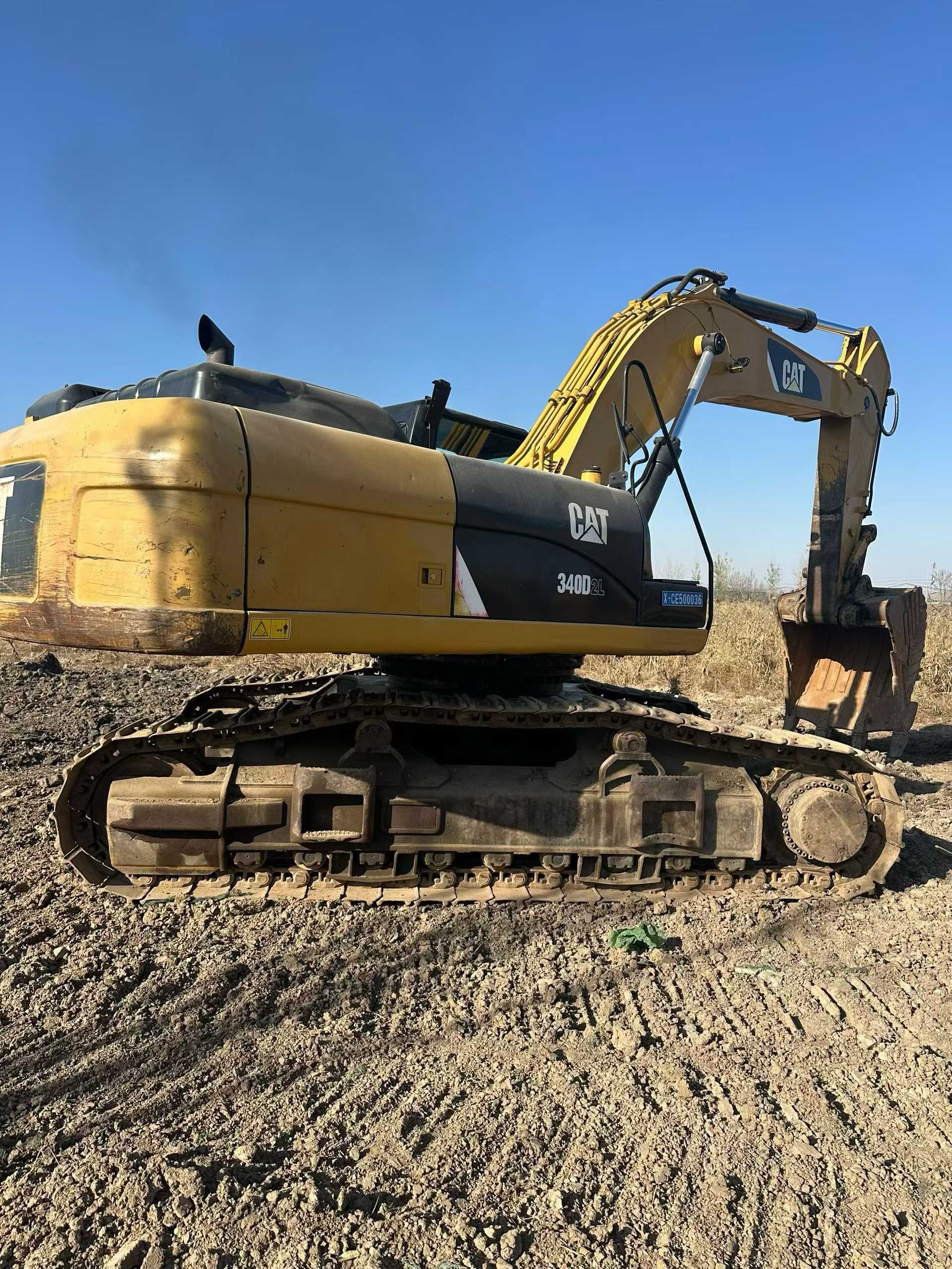 Used Caterpillar 340D2L Excavator 2016 Model / 2