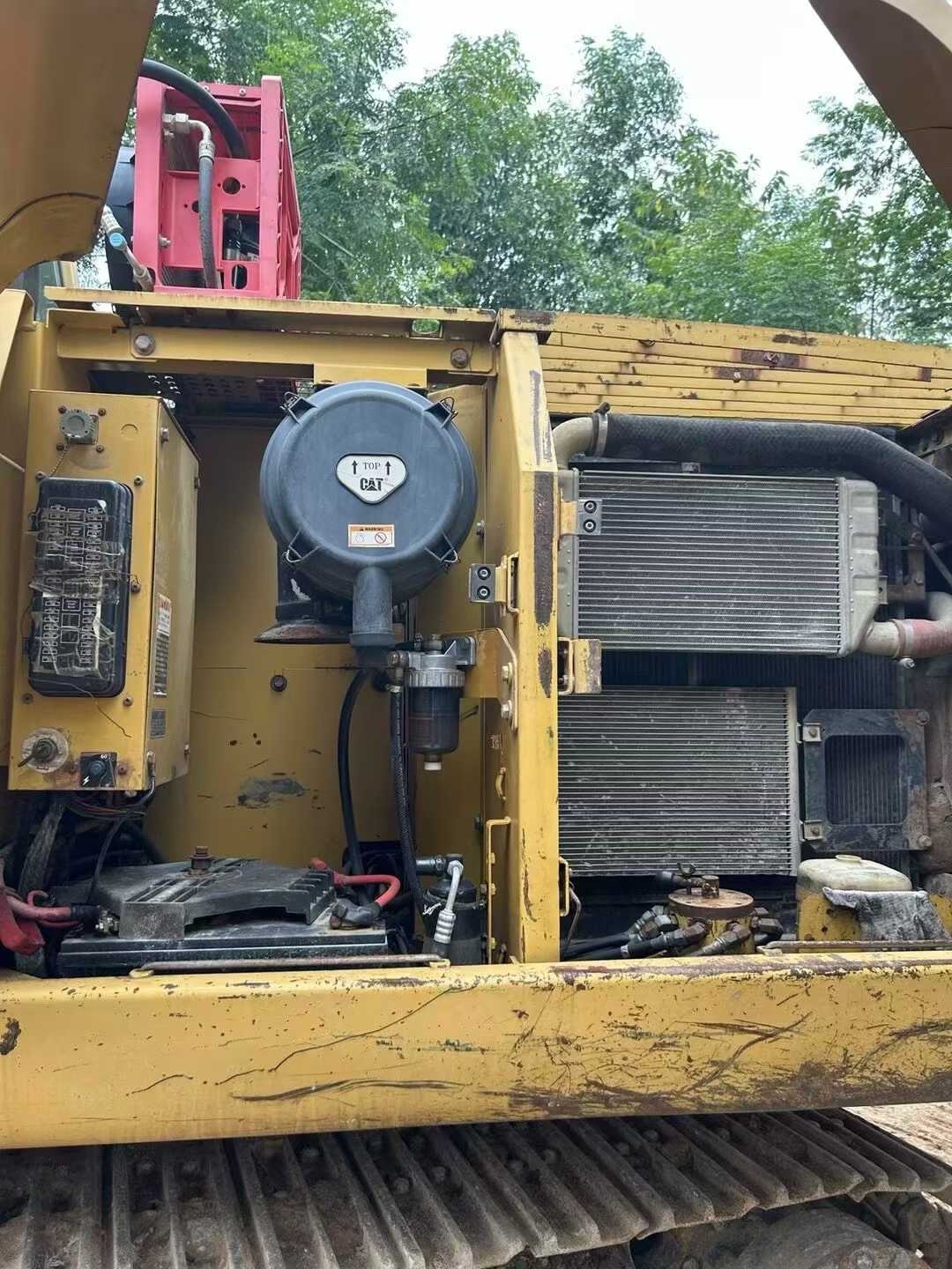 Used Caterpillar 320C Excavator 2016 Model / 8