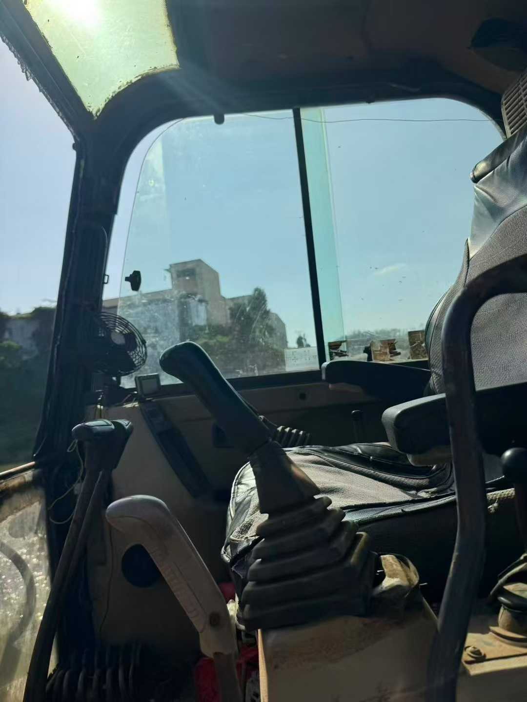 Used Doosan DX60 Excavator 2016 Model / 3