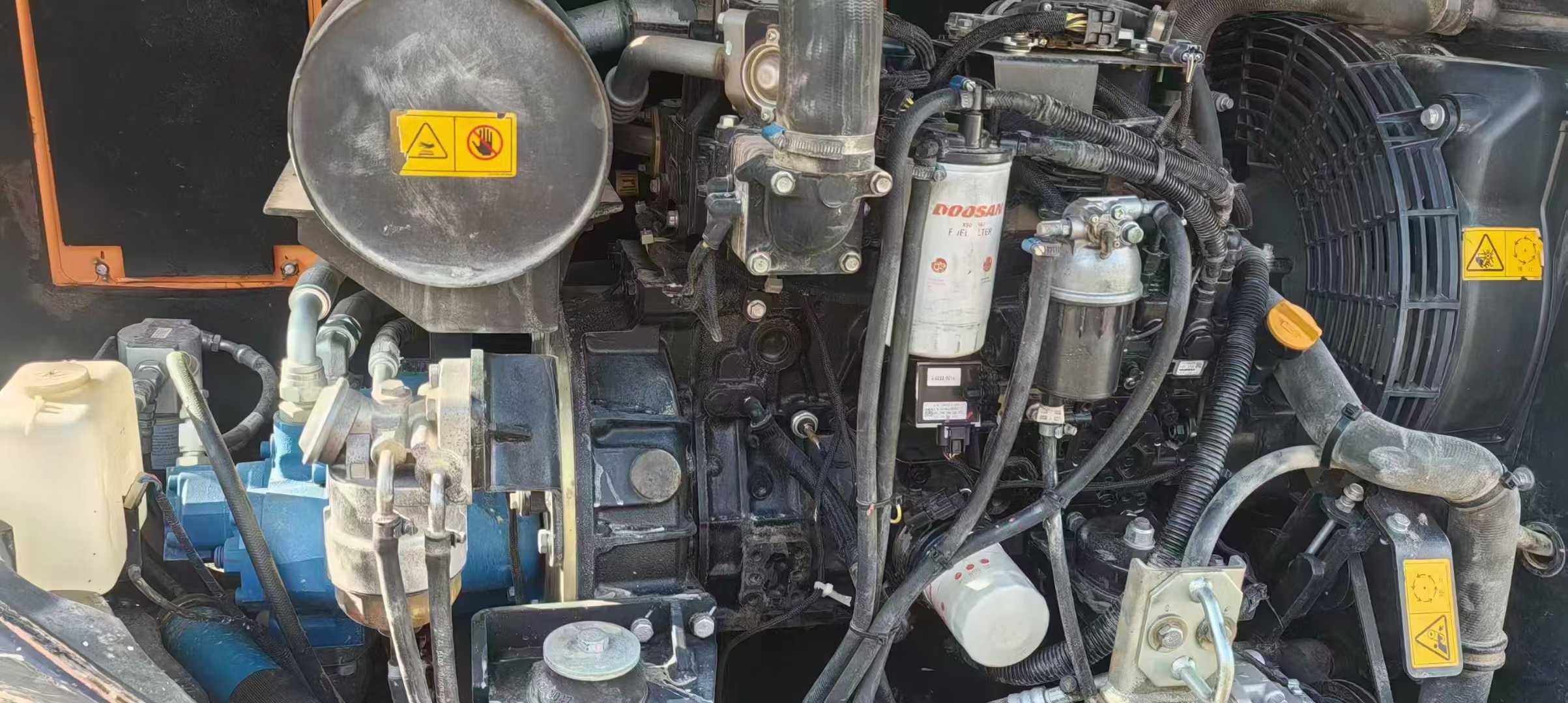 Used Doosan DX75 Excavator 2020 Model / 4