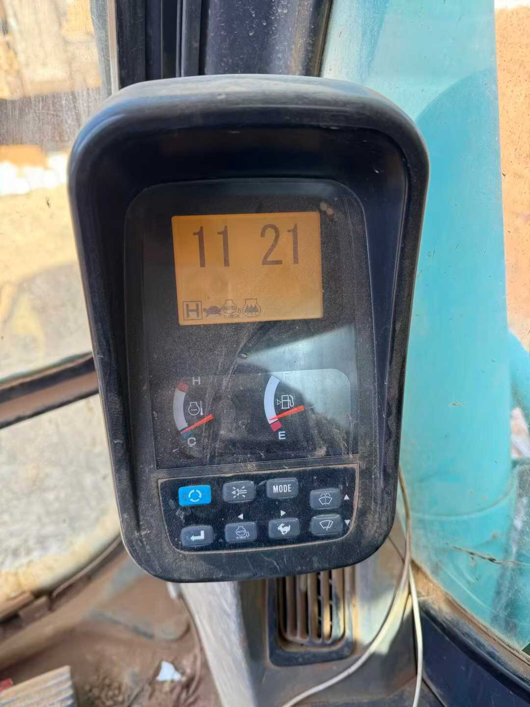 Used Kobelco SK210 Excavator 2016 Model / 5