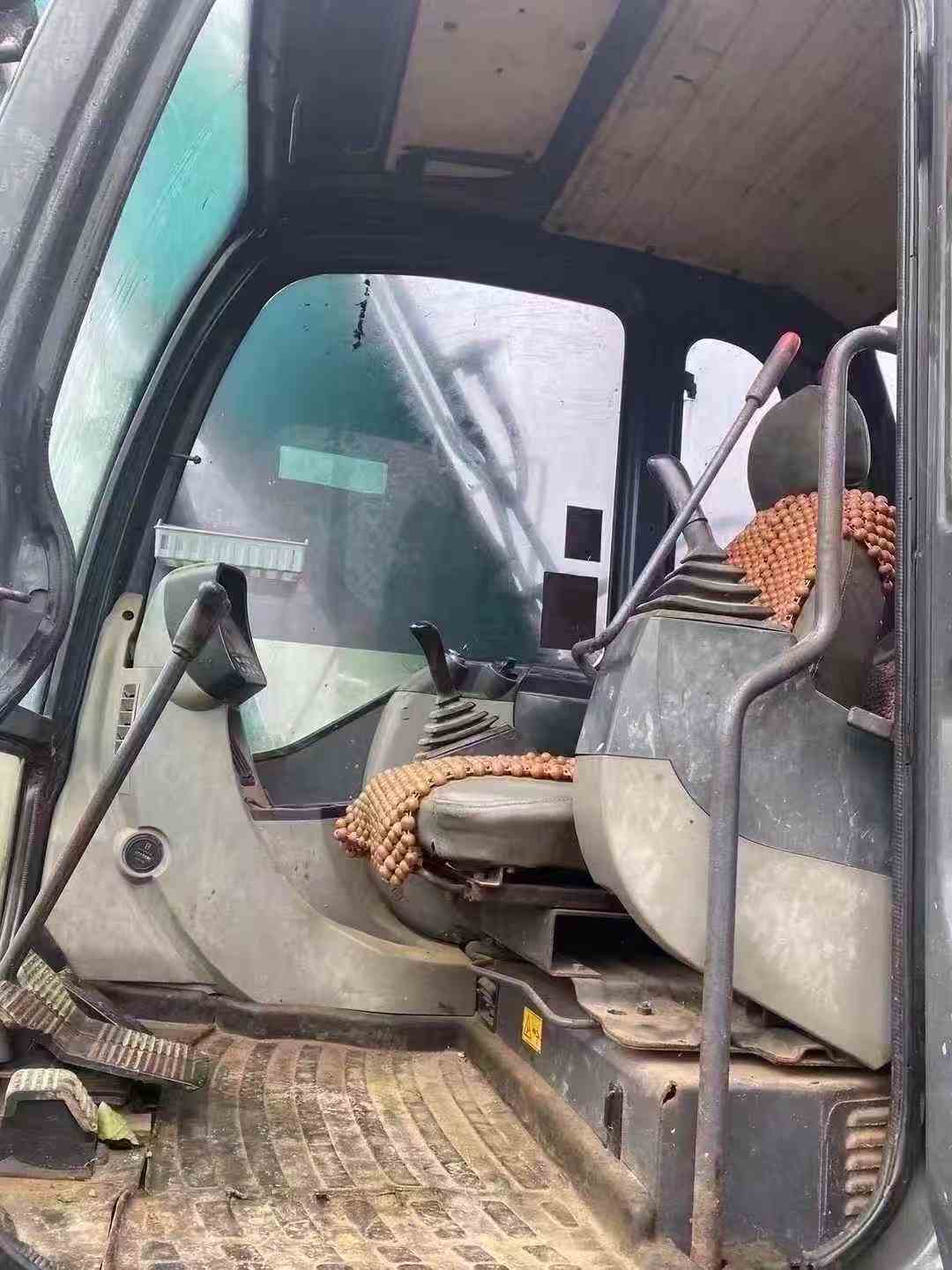 Used Kobelco SK140 Excavator 2016 Model / 2