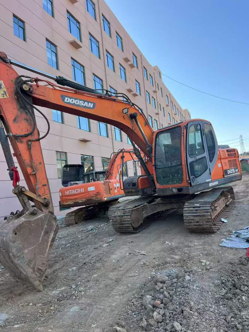 Used Doosan DX15 Excavator 2017 Model / 3