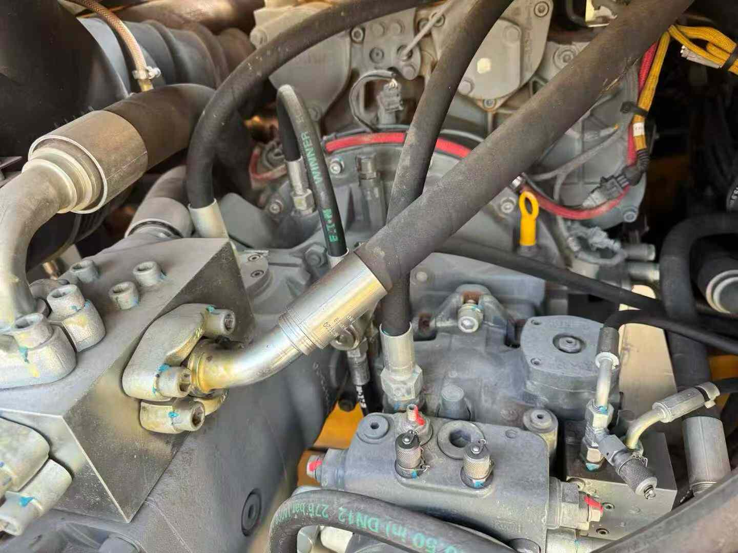 Used Liebherr R944CLC Excavator 2020 Model / 3