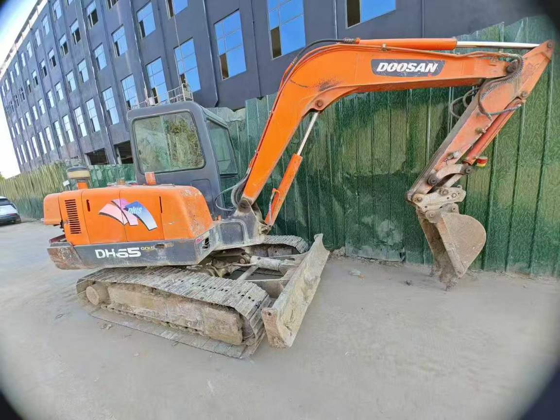 Used Doosan DH55 Excavator 2014 Model / 9