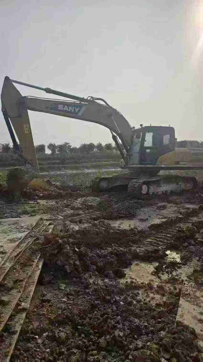 Used Sany SY245H Excavator 2017 Model