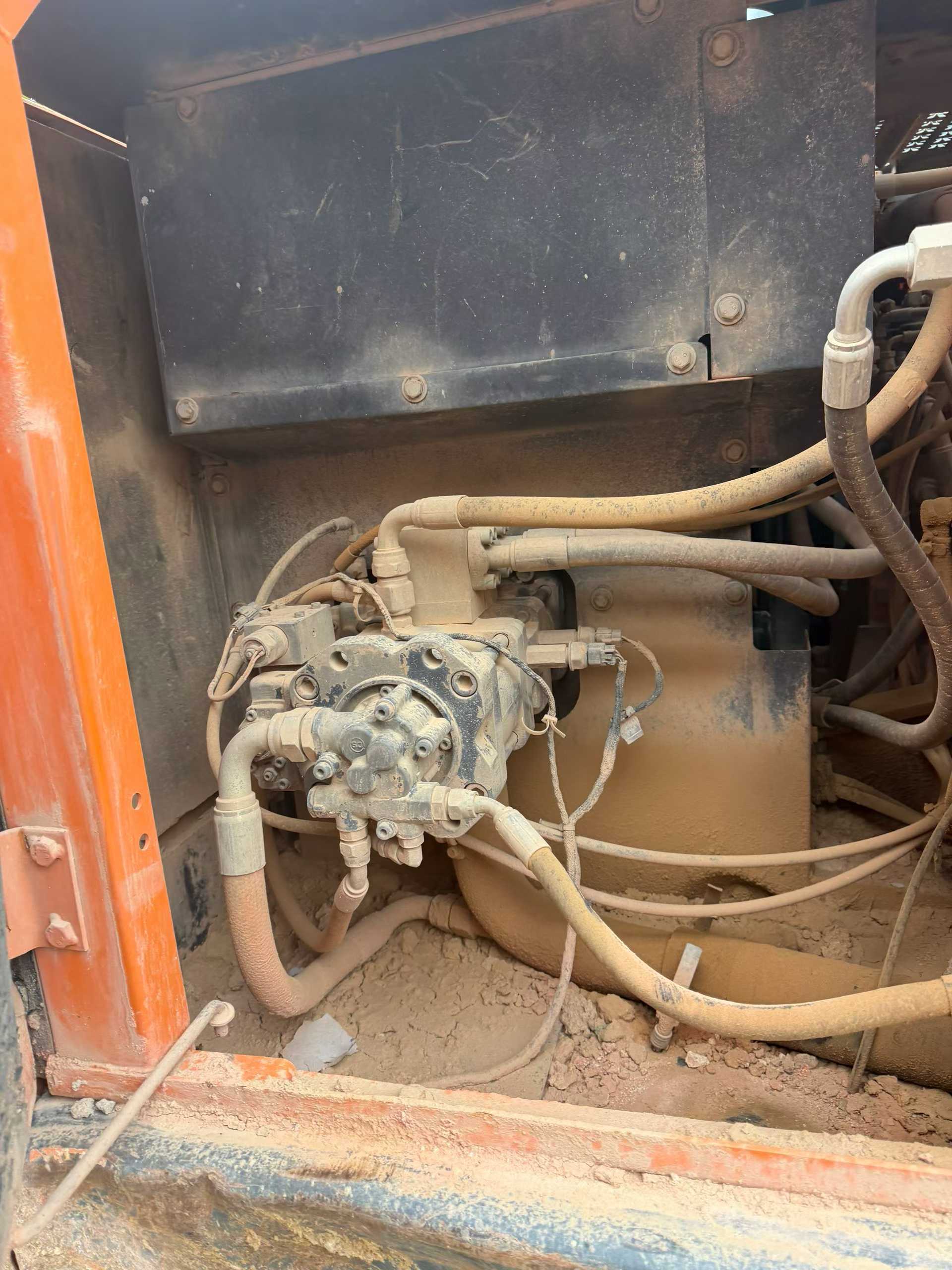 Used Doosan DH130LC-V Excavator 2020 Model / 3