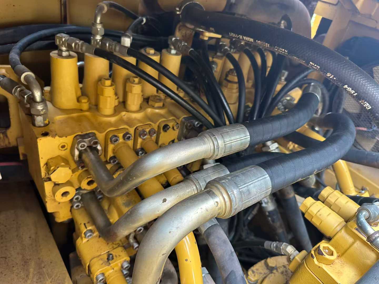 Used Caterpillar 326DL Excavator 2014 Model / 8