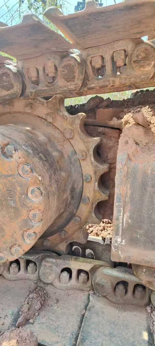 Used Komatsu PC200-8 Excavator 2011 Model / 7