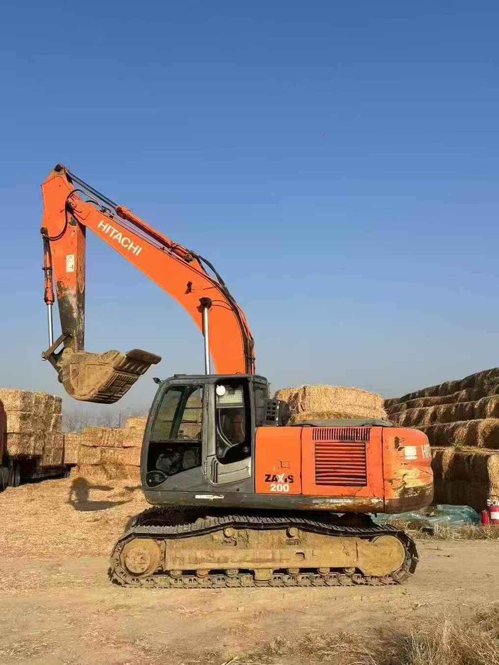 Used Hitachi ZAXIS200 Excavator 2016 Model