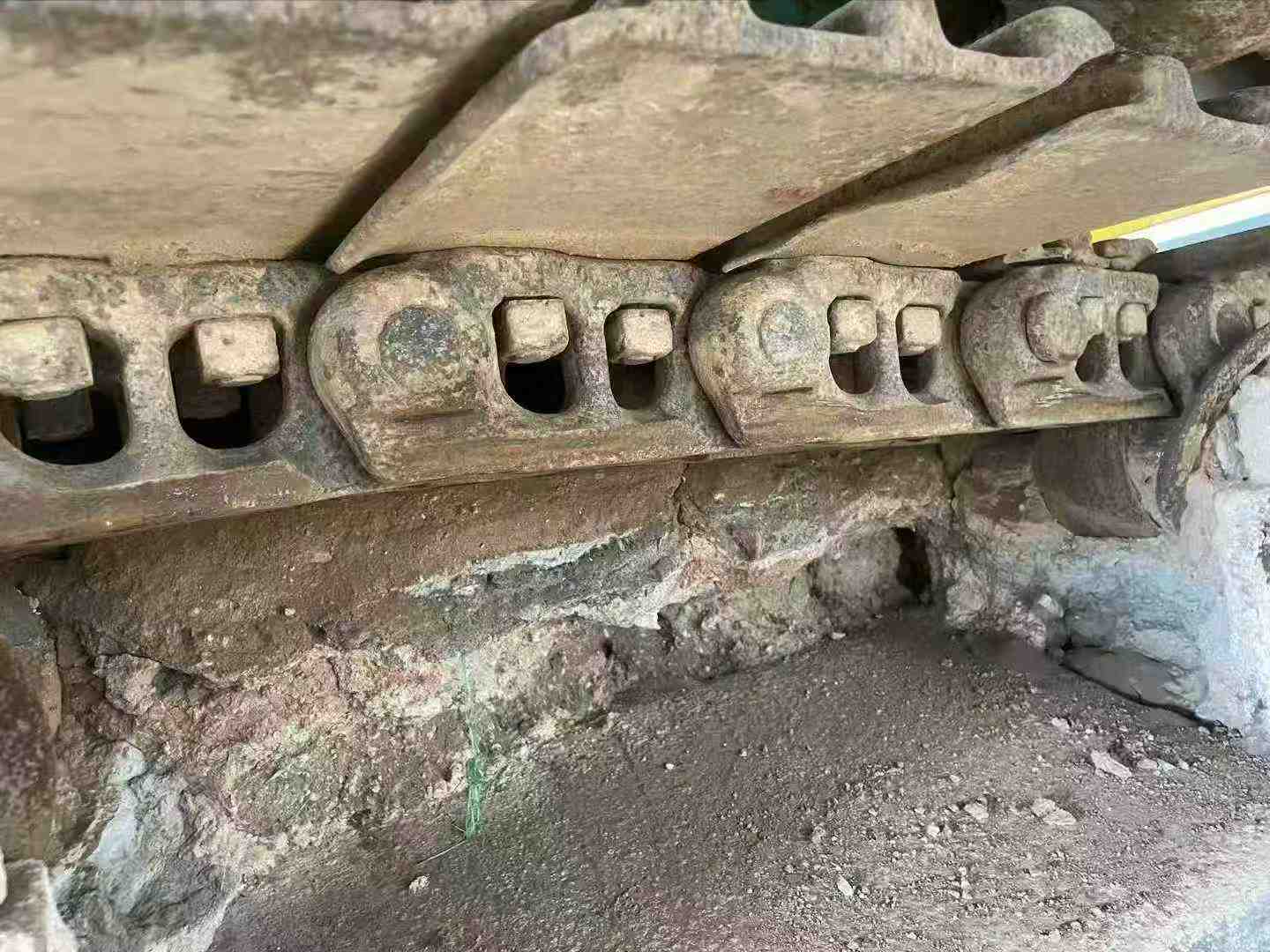 Used Kobelco SK250 Excavator 2010 Model / 8