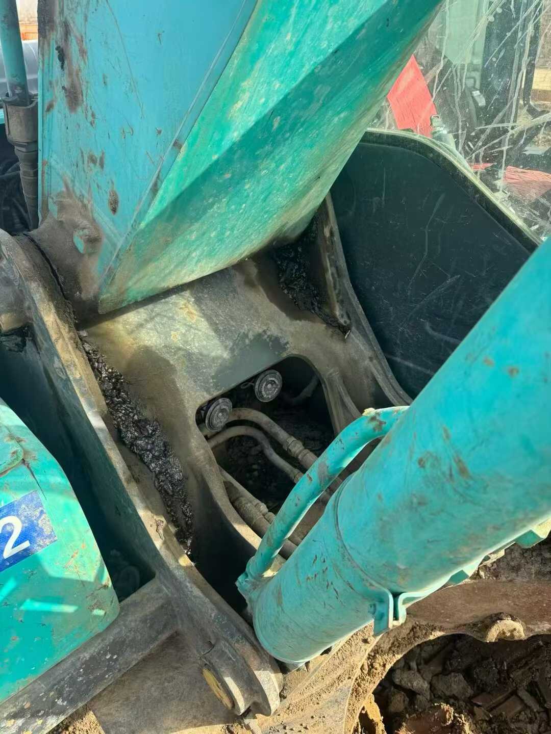 Used Kobelco SK210 Excavator 2013 Model / 3